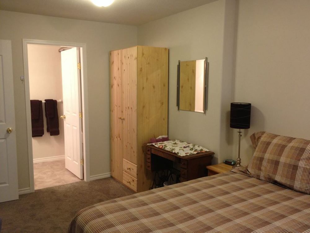 Acker Vacation Rentals เคโลว์นา ภายนอก รูปภาพ